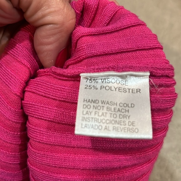 Beautiful Belldini Sweater - Hot Pink/Black - Picture 8 of 8